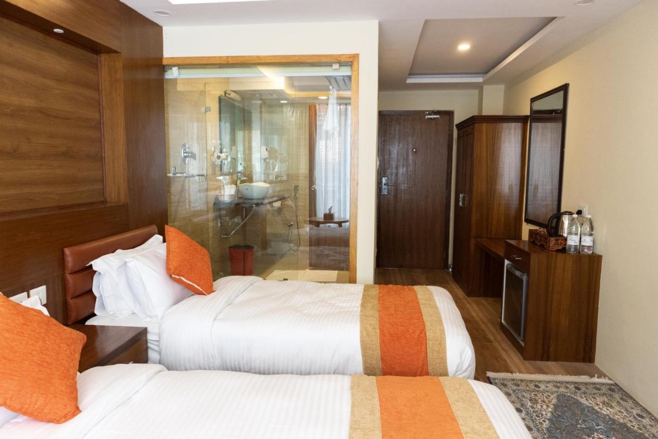 קטמנדו Hotel Yakroo Manang מראה חיצוני תמונה