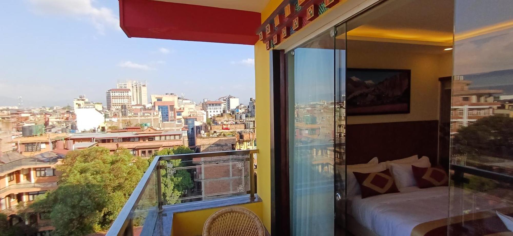 קטמנדו Hotel Yakroo Manang מראה חיצוני תמונה