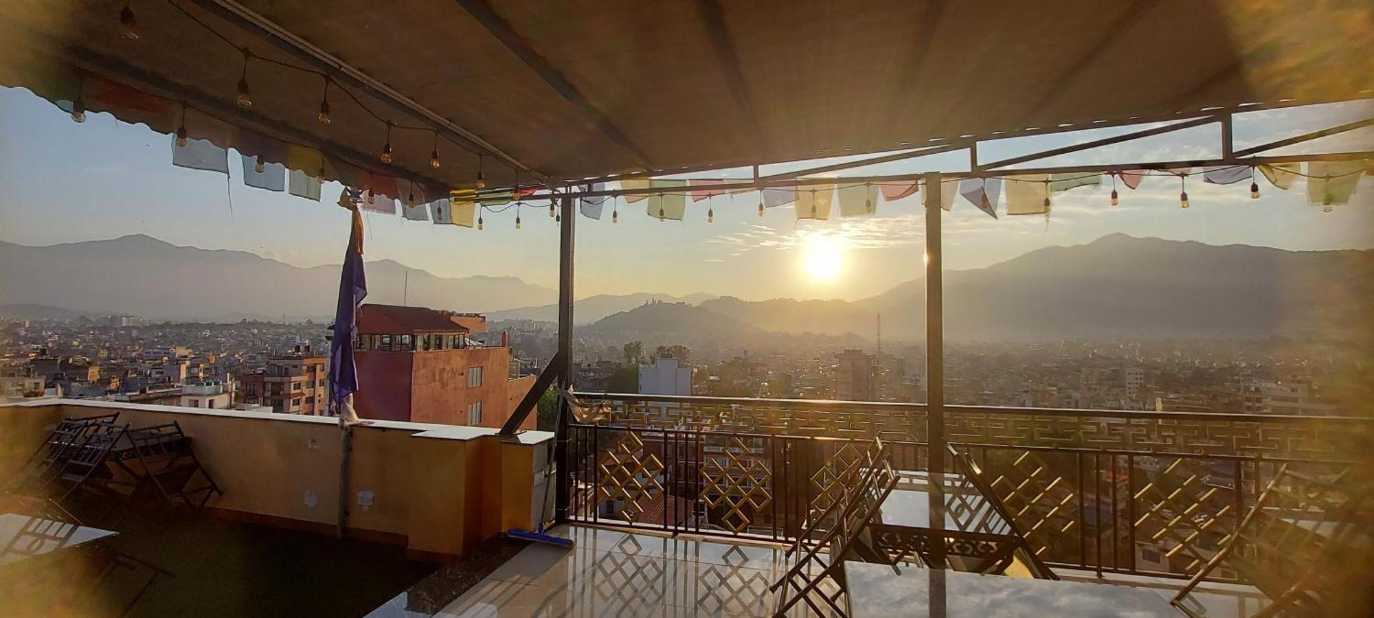 קטמנדו Hotel Yakroo Manang מראה חיצוני תמונה