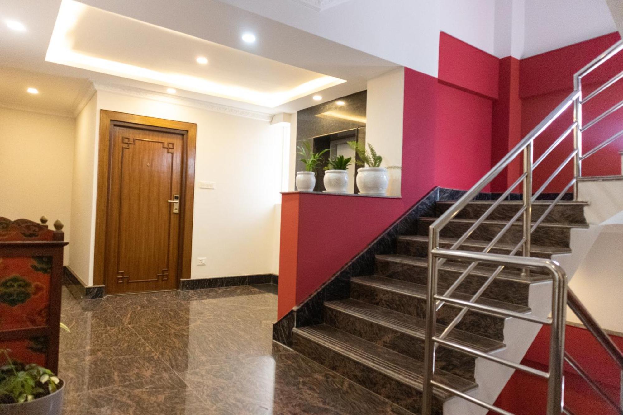 קטמנדו Hotel Yakroo Manang מראה חיצוני תמונה