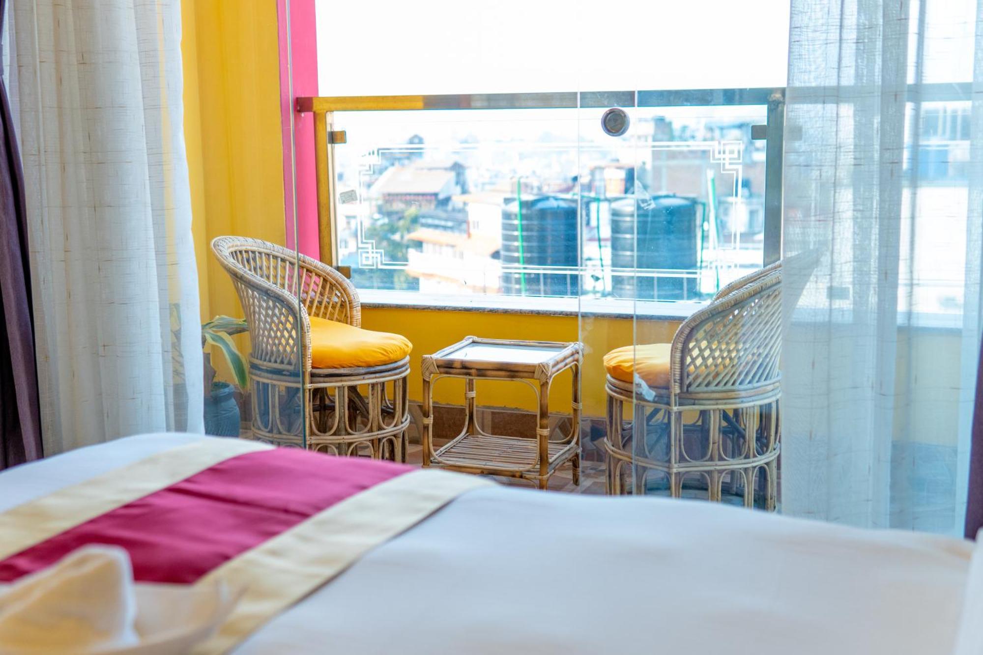 קטמנדו Hotel Yakroo Manang מראה חיצוני תמונה